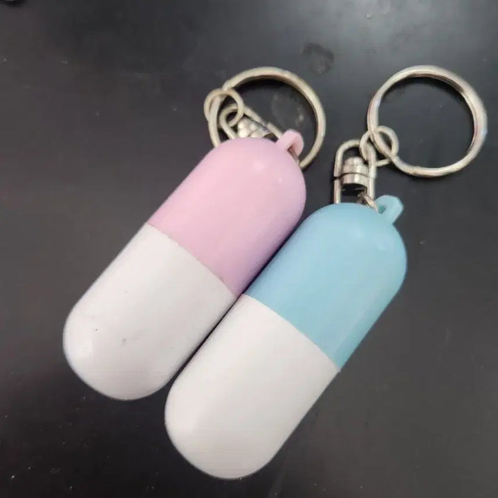 [BUNJANG] Allday Pill Keychain Bundle Set / 알약 키링 알약가챠 (핑크/블루) 일괄 멘헤라 지뢰계 서브컬쳐 양지뢰