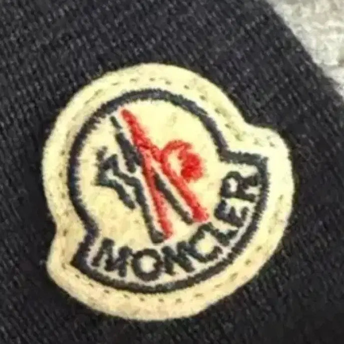 [BUNJANG] Moncler Black Knit Padded Jacket / 몽클레어 블랙 니트 패딩 자켓