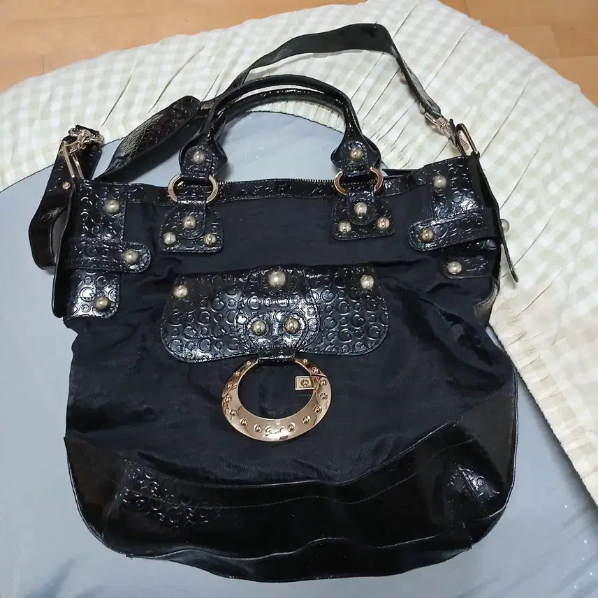 [BUNJANG] Guess Tote Handbag / Guess 게스 가방 토트백 핸드백 숄더백 매스티지 명품백