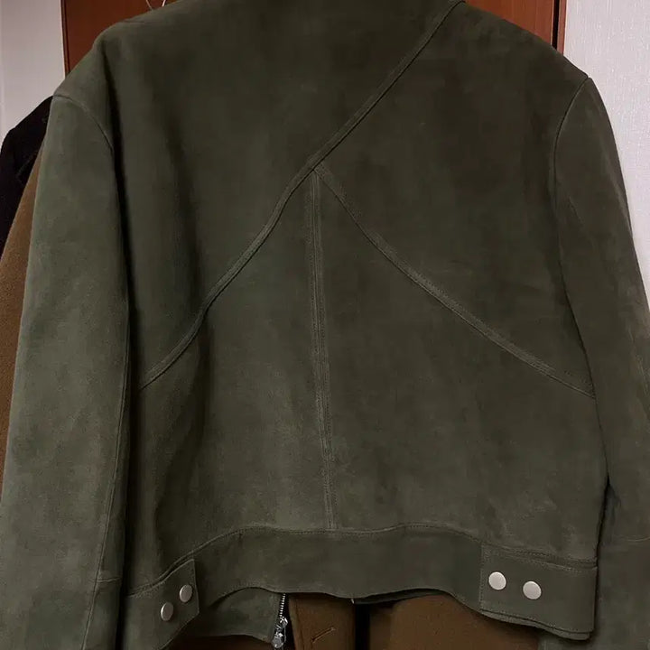 [BUNJANG] Waveis Cropped Leather Jacket & Suede Jacket Bundle / 웨이비니스 크롭 레더 자켓 스웨이드 자켓 일괄