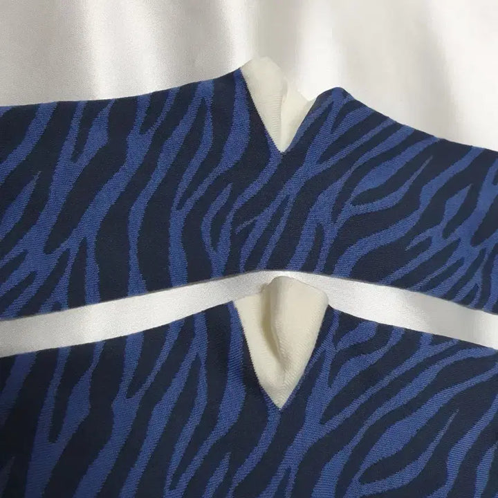 [BUNJANG] Brain Dead Zebra Logo Head Dress Socks / 블루 네이비 지브라 얼룩말 브레인 데드 로고헤드 드레스 삭스 양말