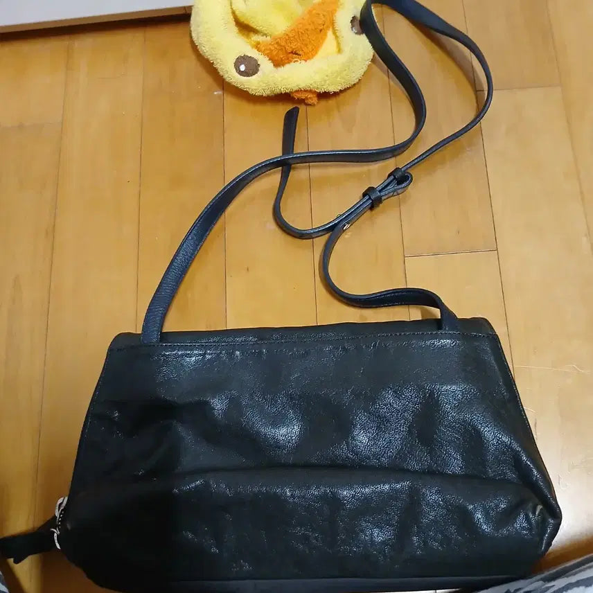 [BUNJANG] KUHO Black Leather Nylon Crossbody Bag / KUHO 구호 블랙 가죽 나일론 크로스백