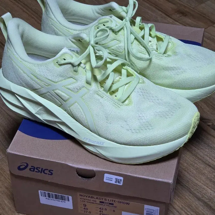 [BUNJANG] Asics Nova Blast 5 Lite Show Running Shoes / 아식스 노바블라스트 5 라이트 쇼 허들 옐로우