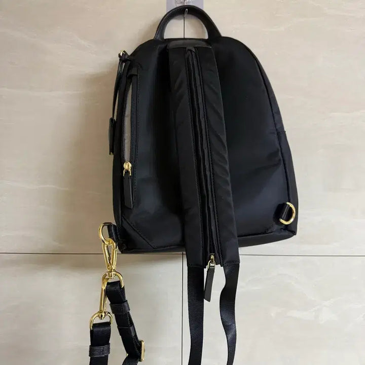 [BUNJANG] Tumi Black Nancy Convertible Sling Bag Backpack / TUMI 투미 블랙 슬링백 백팩 낸시 컨버터블