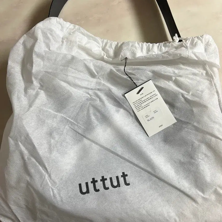 [BUNJANG] UTUUT Bogen Bag Shoulder Bag / 어텃 utuut bogen bag 숄더백 가방