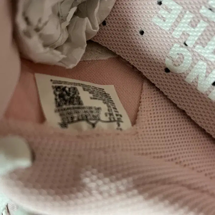 [BUNJANG] Nike Women Jordan ES (White Pink) Sneakers / * 나이키 우먼 조던시리즈 ES(화이트 핑크/ 230)