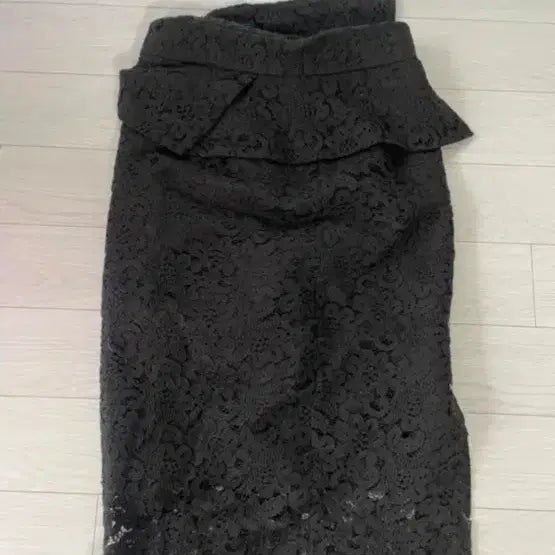 [BUNJANG] Black Lace Midi Skirt / 블랙 레이스 스커트