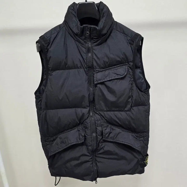 [BUNJANG] Stone Island Crinkle Reps Padded Vest Black (M) / 22fw 스톤아일랜드 크링클랩스 패딩 조끼 블랙 m사이즈 95 판매