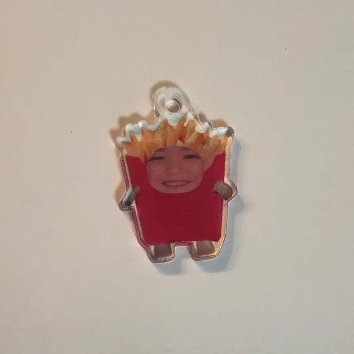 코르티스 건호 감자튀김 아크릴 키링 비공굿