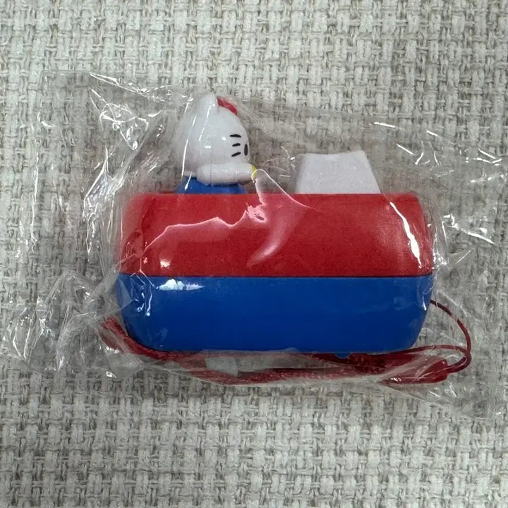 [BUNJANG] Hello Kitty Keycap Keyring / 헬로키티 키캡 키링