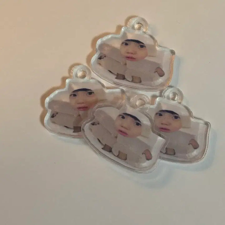 [BUNJANG] Cortis Juhoon Tofu Acrylic Keyring / 코르티스 주훈 두부 아크릴 키링