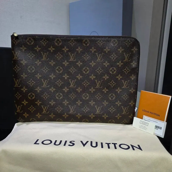 [BUNJANG] Louis Vuitton Etui Voyage MM Monogram Clutch Bag / {클로젯}[MM][풀구성]루이비통 에튀보야주 모노그램 MM클러치백