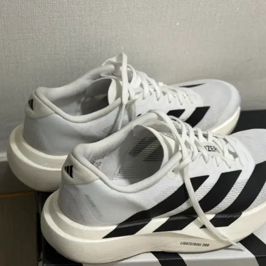 [SOLD OUT] 아디다스 아디제로 에보 SL 화이트 225