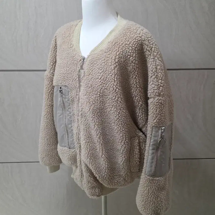 [BUNJANG] Oversized Fleece Jacket / 베이지 뽀글이 오버핏 양털점퍼 / 55~77