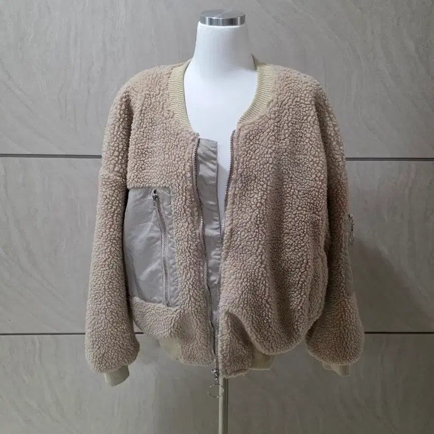 [BUNJANG] Oversized Fleece Jacket / 베이지 뽀글이 오버핏 양털점퍼 / 55~77