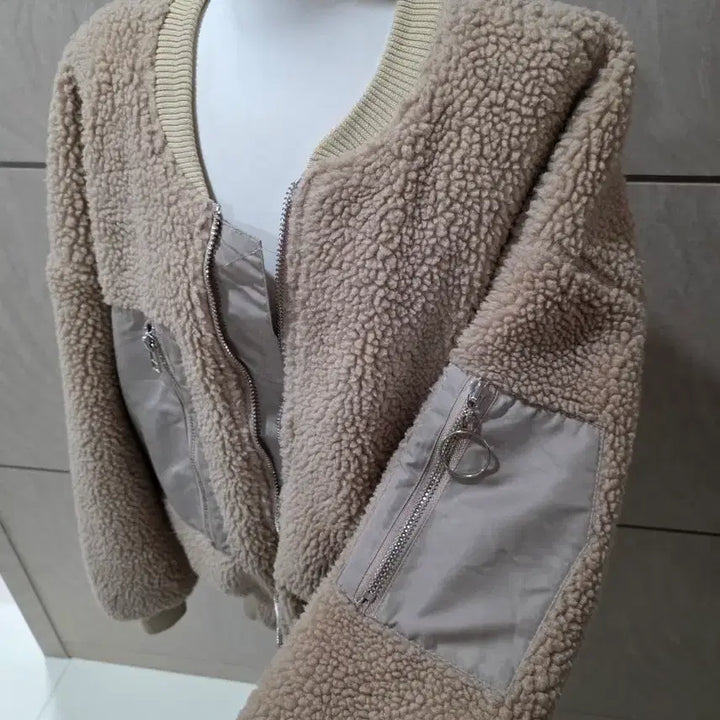 [BUNJANG] Oversized Fleece Jacket / 베이지 뽀글이 오버핏 양털점퍼 / 55~77