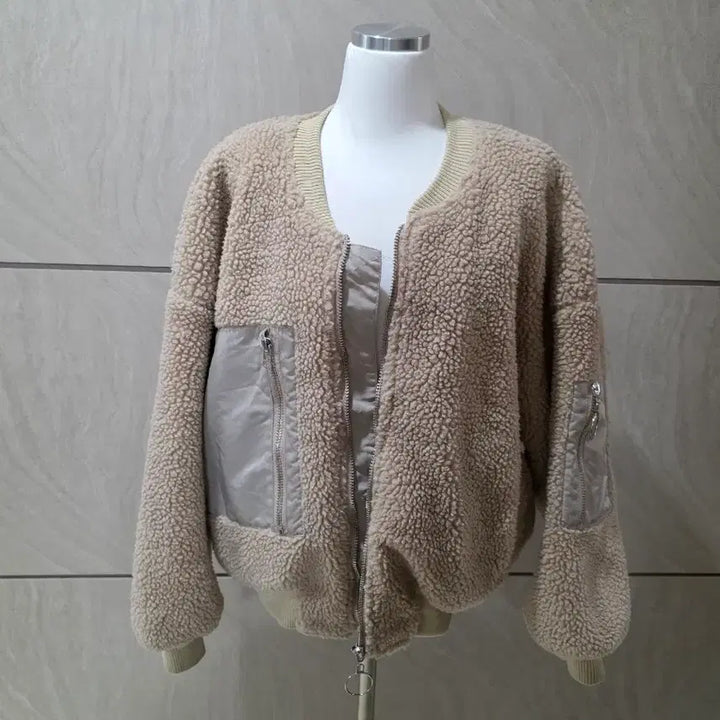 [BUNJANG] Oversized Fleece Jacket / 베이지 뽀글이 오버핏 양털점퍼 / 55~77