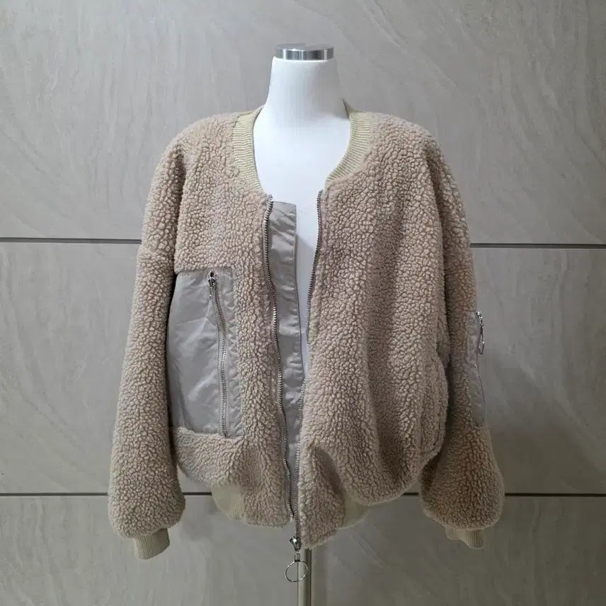 [BUNJANG] Oversized Fleece Jacket / 베이지 뽀글이 오버핏 양털점퍼 / 55~77