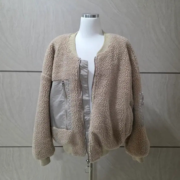 [BUNJANG] Oversized Fleece Jacket / 베이지 뽀글이 오버핏 양털점퍼 / 55~77