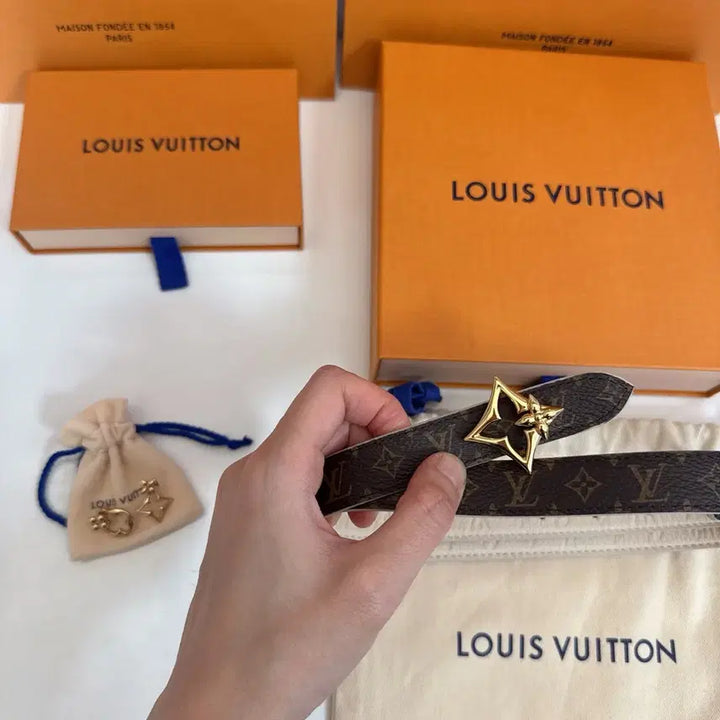 [BUNJANG] Louis Vuitton Flowergram Reversible Belt 20mm 80 / 루이비통 플라워그램 리버서블 벨트 20mm 80