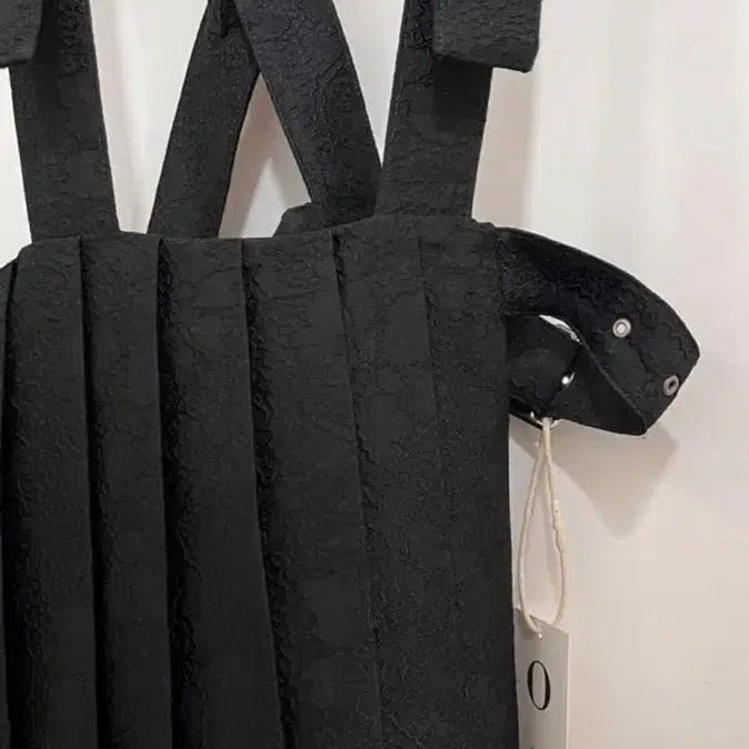 [BUNJANG] Noir Kei Ninomiya Jacquard Pleats Overall One Piece / (느와 케이 니노미야) 자카드 플리츠 오버롤 원피스