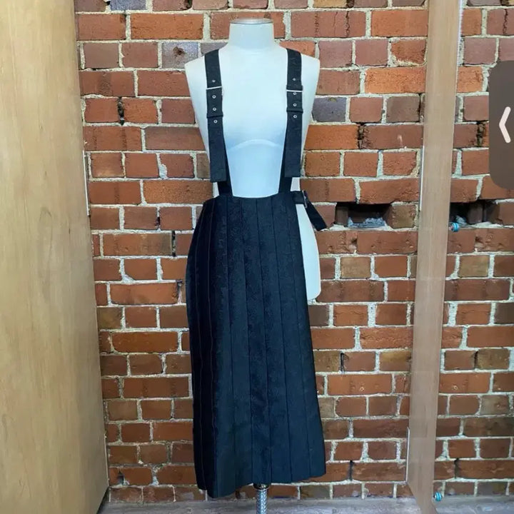 [BUNJANG] Noir Kei Ninomiya Jacquard Pleats Overall One Piece / (느와 케이 니노미야) 자카드 플리츠 오버롤 원피스