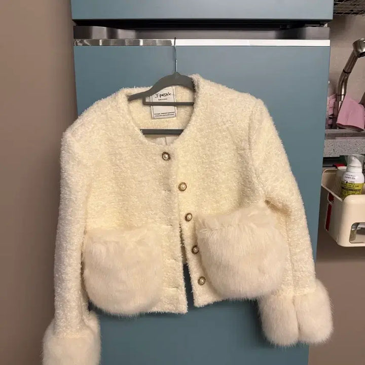 [BUNJANG] Unknown Item Fur Jacket / 소매 퍼자켓 팔아요 새상품급