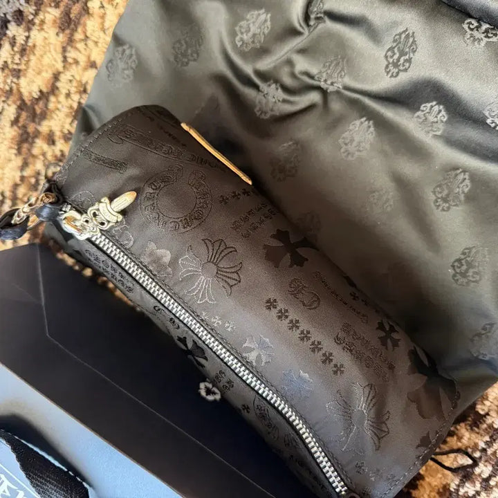 [BUNJANG] Chrome Hearts Nylon Mini Bag / 크롬하츠 원통 나일론 미니가방