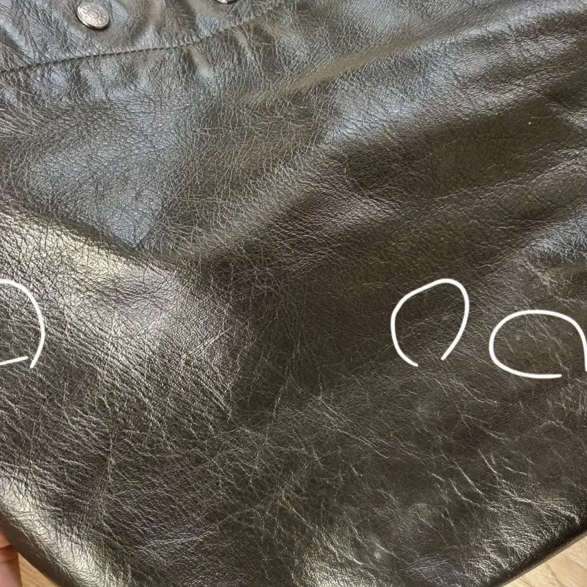 [BUNJANG] Vunque Perfect Button Up Soft Hobo Large Shoulder Bag / 분크 퍼펙 버튼업 소프트 호보 라지