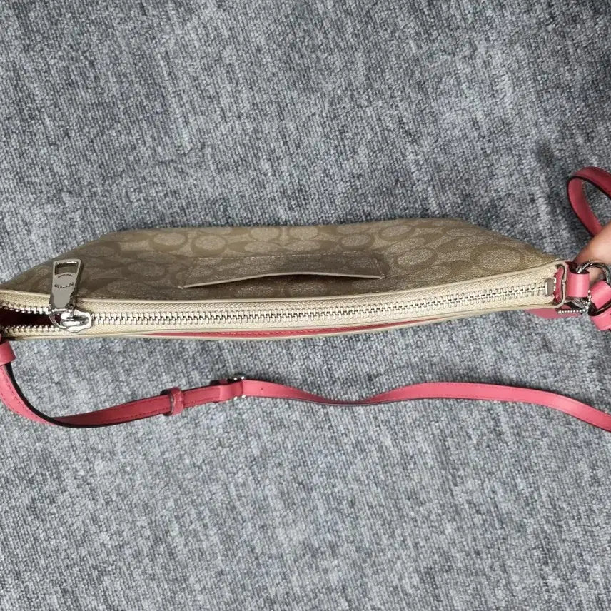 [BUNJANG] Coach Crossbody Bag / 코치 크로스백