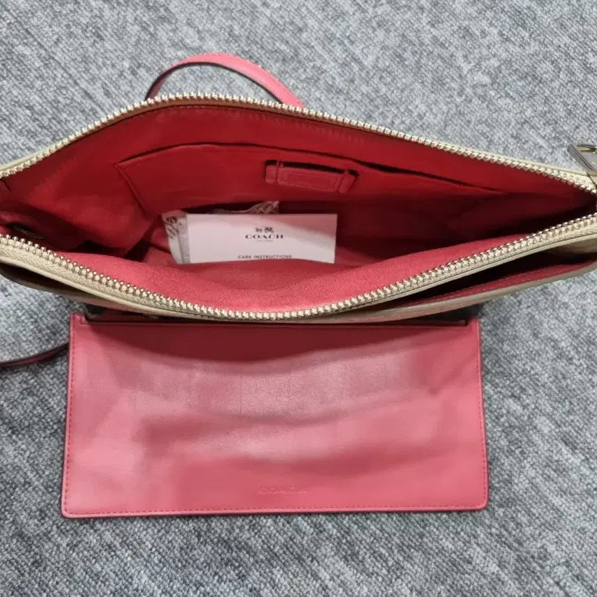 [BUNJANG] Coach Crossbody Bag / 코치 크로스백