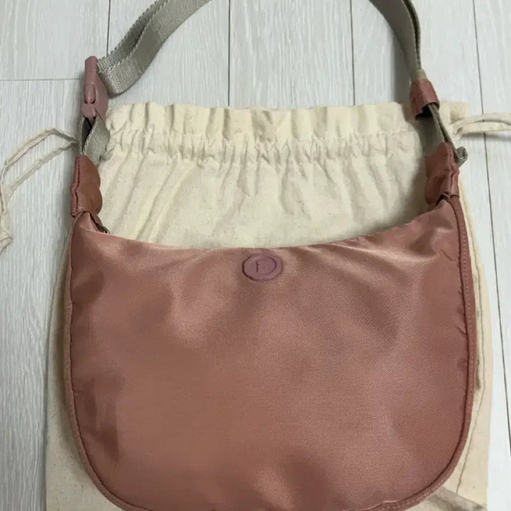 [BUNJANG] Minitmute Clo Waist Soft Pink Bag / 미닛뮤트 클로 웨이스트 소프트 핑크