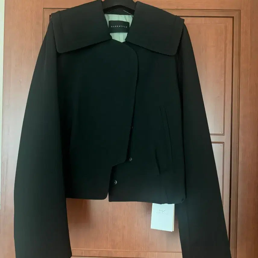 [BUNJANG] Hansstyle Big Collar Crop Jacket / 한스스타일 빅카라 크롭자켓