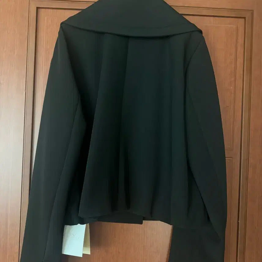 [BUNJANG] Hansstyle Big Collar Crop Jacket / 한스스타일 빅카라 크롭자켓