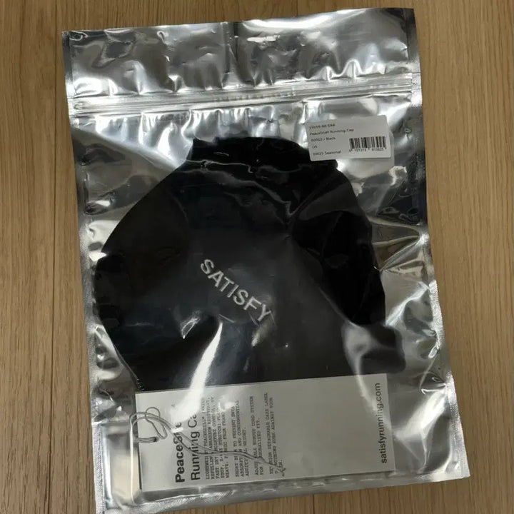 [BUNJANG] SATISFY Peace Shell Running Cap (Black) / [1회실착] SATISFY 새티스파이 피스쉘 러닝캡 (블랙)