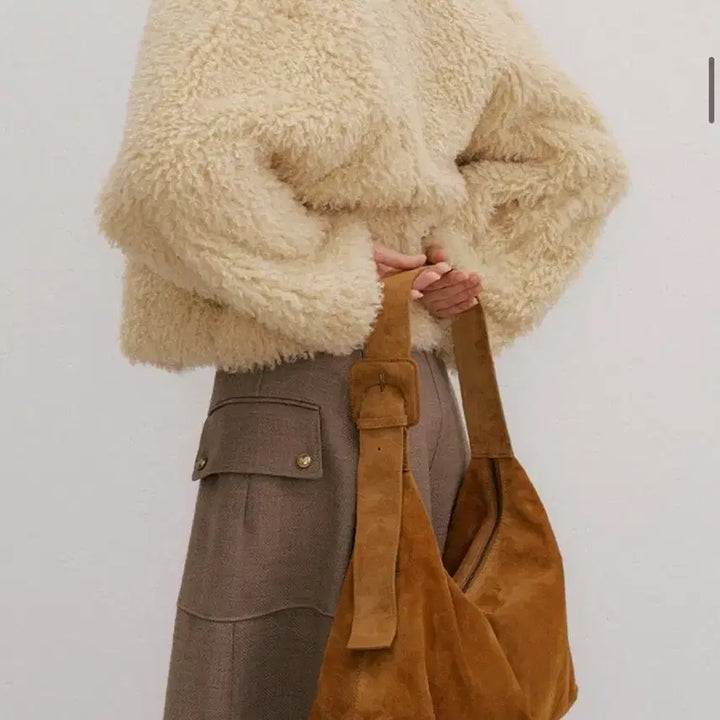 [BUNJANG] Barneys New York Suede Shoulder Bag / 천연스웨이드가방 바니스뉴욕