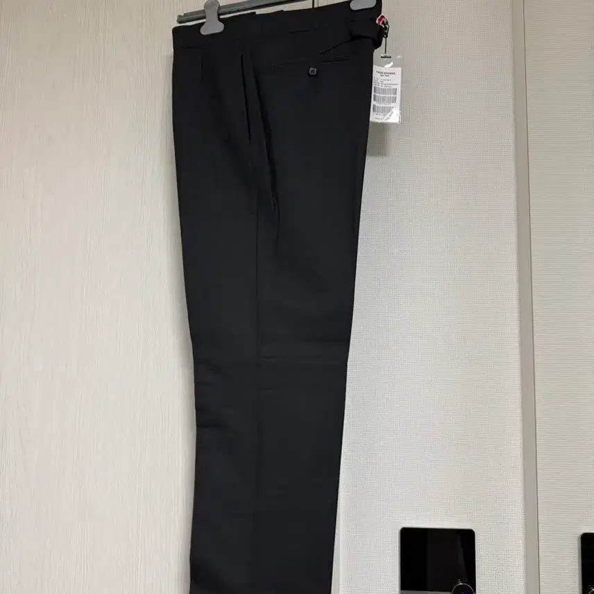 [BUNJANG] Thom Browne Trousers Black New / 톰브라운 정장 바지 검정 새상품