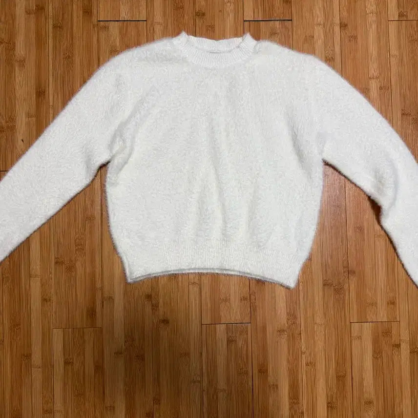 [BUNJANG] MIXXO Basic Wings Yarn Pullover Knit / 미쏘 베이직 날개사 풀오버 니트