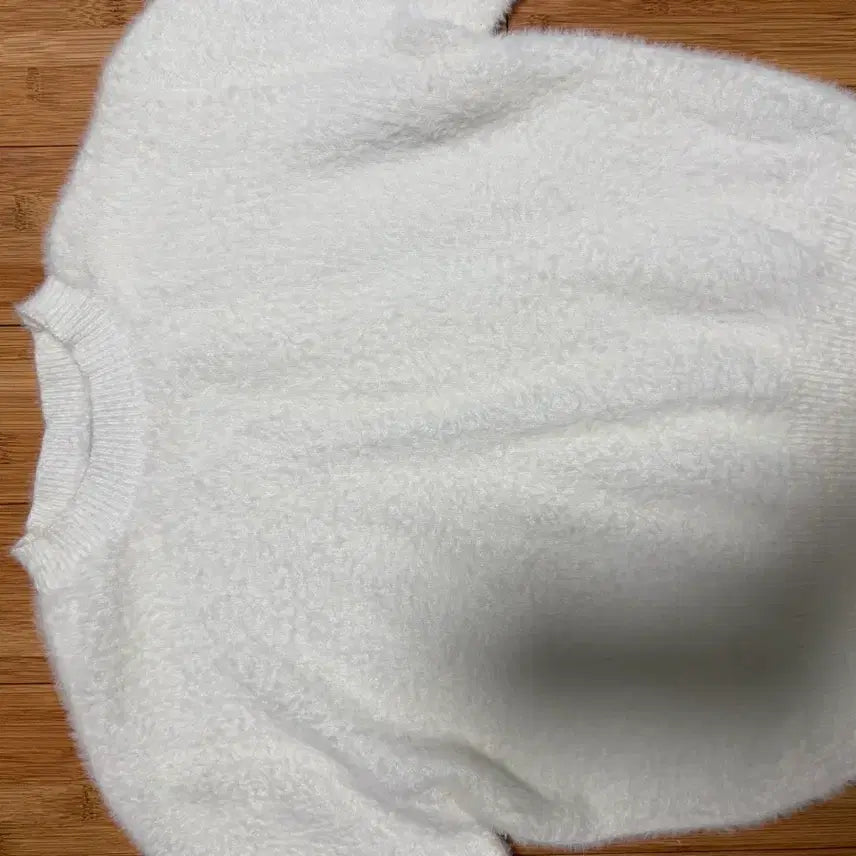 [BUNJANG] MIXXO Basic Wings Yarn Pullover Knit / 미쏘 베이직 날개사 풀오버 니트