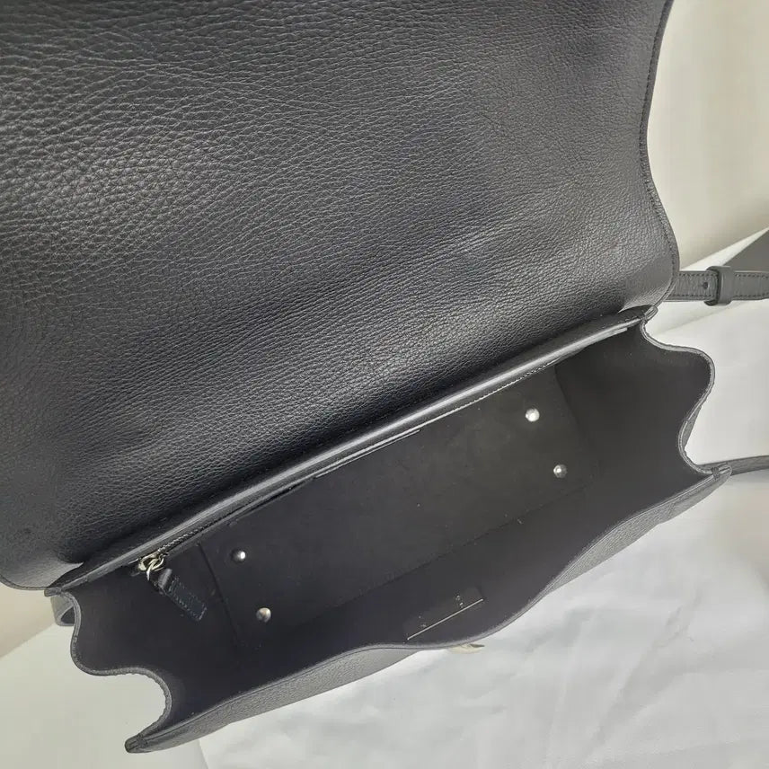 [BUNJANG] Givenchy Shark Tote/Shoulder Bag / 지방시 BB05959695 SHARK(샤크)토트 겸 숄더 (누나명품중고)