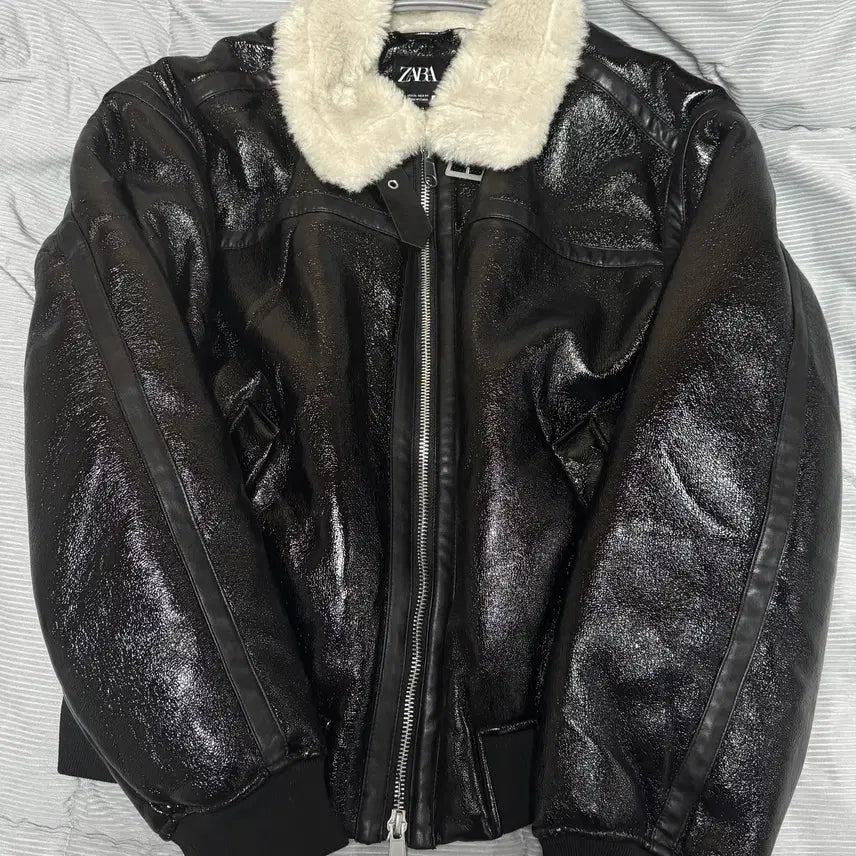 [BUNJANG] Zara Eco Leather Bright Mouton Jacket / (XL) 자라 에코 레더 브라이트 무스탕 점퍼