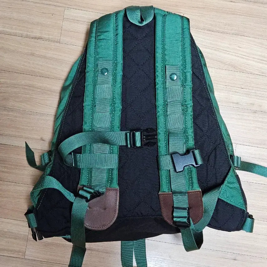 [BUNJANG] Gregory x Beams Plus Daypack Backpack Bag / 그레고리 x 빔즈 플러스 데이팩 백팩 가방 우드비 굿데이 빔스