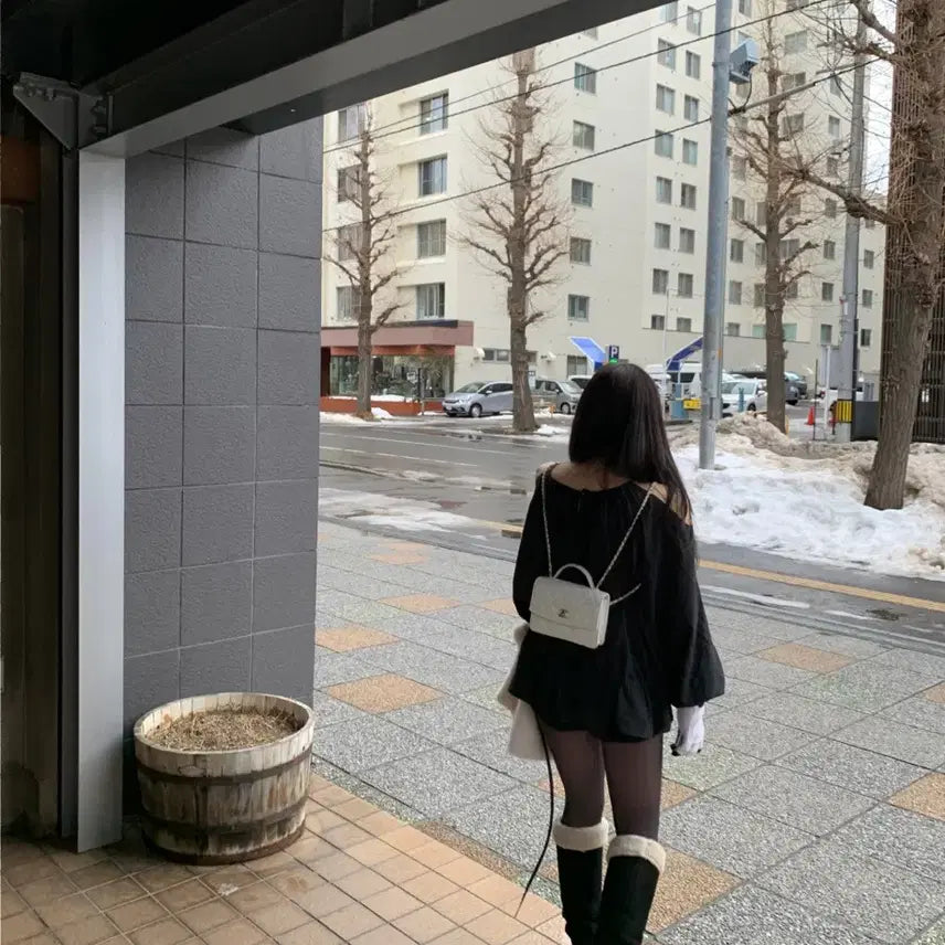 [BUNJANG] Ownt Blair Blouse Black Blouse / Ownt blair blouse 온트 블레어 블라우스 블랙