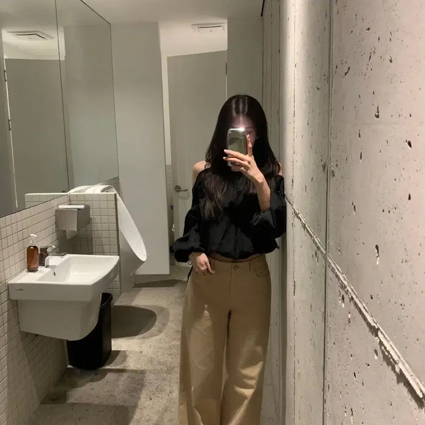 [BUNJANG] Ownt Blair Blouse Black Blouse / Ownt blair blouse 온트 블레어 블라우스 블랙