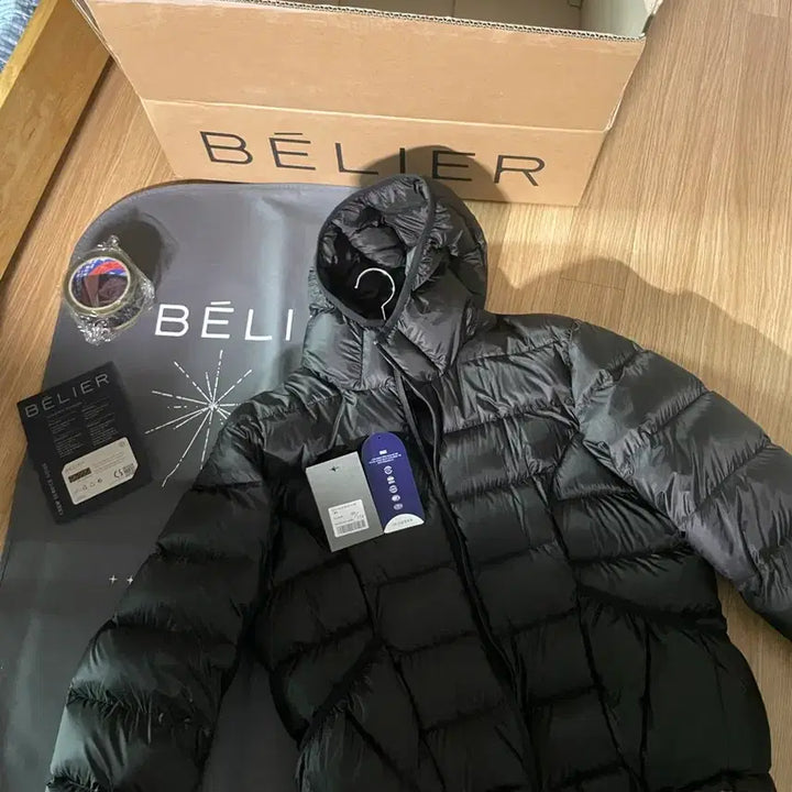 [BUNJANG] Beliie Maze Lightweight Duck Down Padded Jacket Black / [새상품,06] 벨리에 메이즈 라이트 웨이트 덕 다운 경량패딩 블랙
