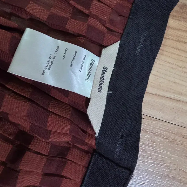 [BUNJANG] Stand Alone Burgundy Check Pleats Wrap Skirt / standalone 스탠드얼론 버건디 체크 플리츠 랩스커트