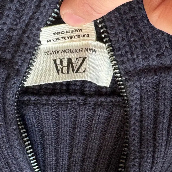 [BUNJANG] ZARA Navy Knit Zip-up (XL) / 자라 네이비 니트 집업(XL)