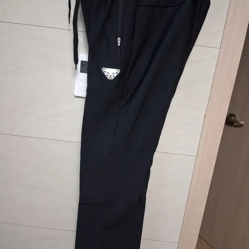 [BUNJANG] Training Pants (Dynafit, Size M, New) / 다이나핏 트레이닝 M 기모안감 새상품