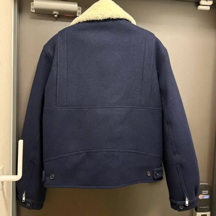 [BUNJANG] Alainne Detachable Collar Wool Crop Shearling Jacket - Navy / 2 알렌느 디테쳐블 카라 울 크롭 시어링 자켓 네이비