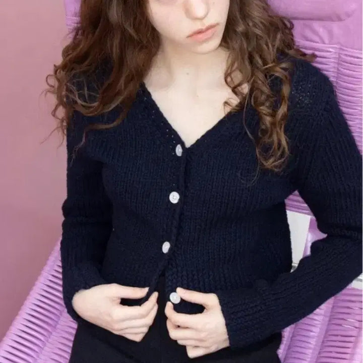 [BUNJANG] Tannat Vea Crop Cardigan - Navy / 타낫 Vea 비아 크롭 가디건 - 네이비